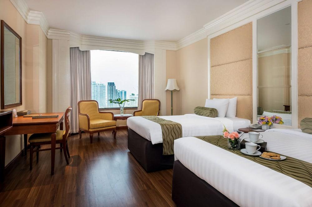 The Emerald Hotel Bangkok Exterior photo